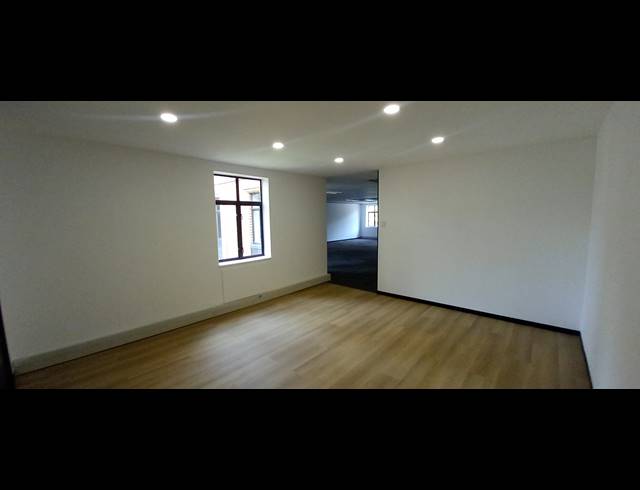 284M² OFFICE TO LET IN MORNINGSIDE
